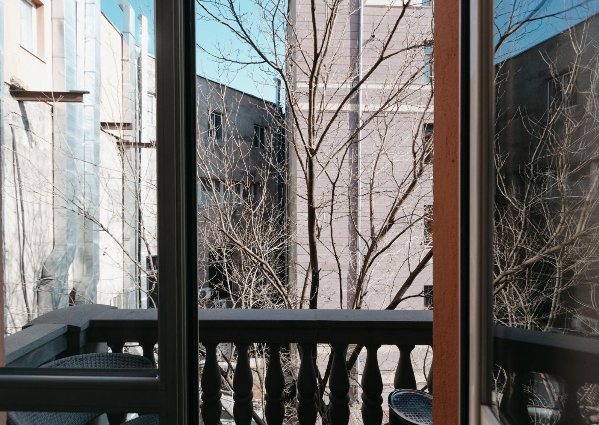 Grand Hotel Yerevan - Small Luxury Hotels Of The World Bagian luar foto
